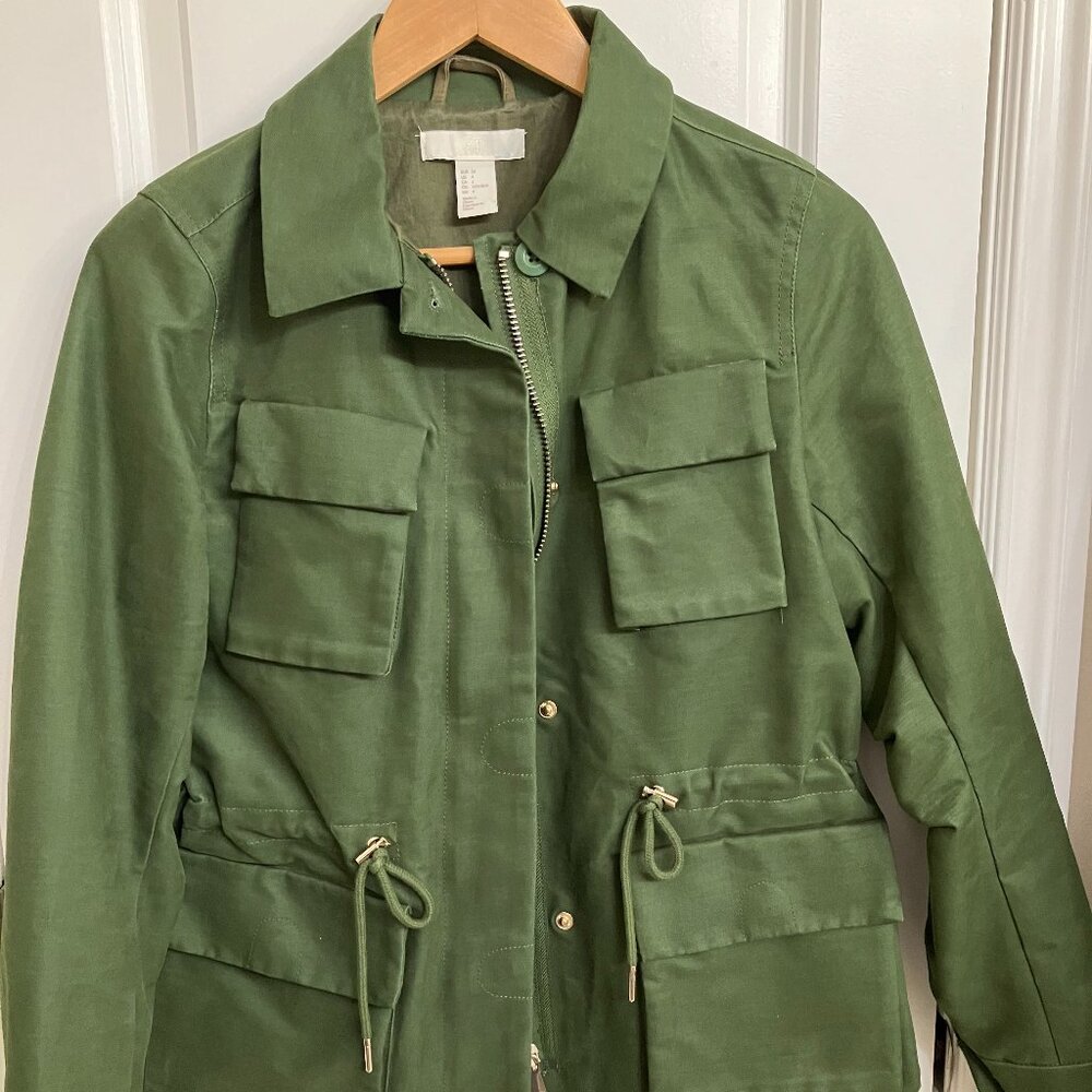 H&M green cargo jacket, Size 4
